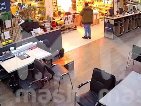 Конфликт двух продавцов в подмосковном магазине закончился самосожжением | Новости Московской области | Новости Подмосковья 